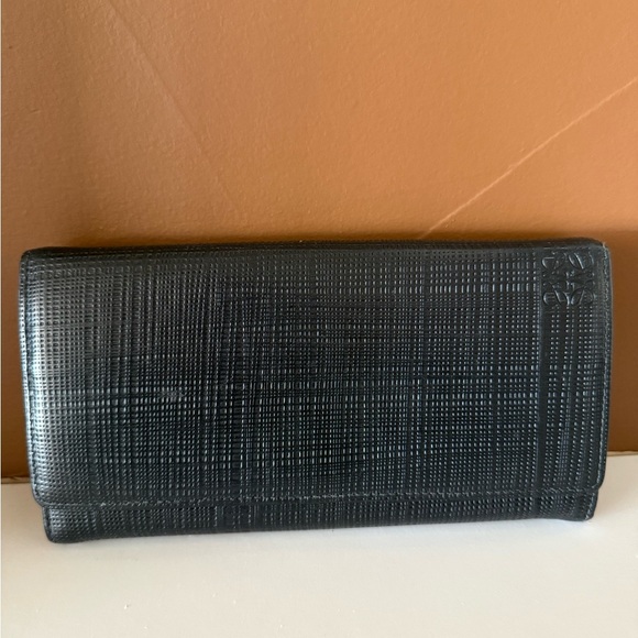 LOEWE Black Continental Wallet-Timeless Luxury!🖤✨ - Picture 2 of 9